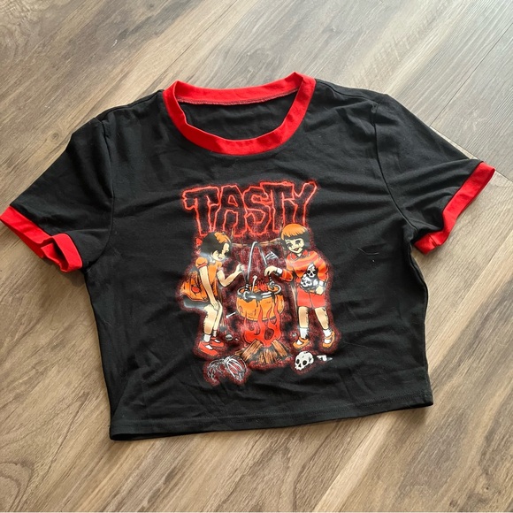 NEW GOTH GRUNGE 'TASTY' PUMPKIN
CARVING HORROR RINGER TEE - Picture 7 of 11